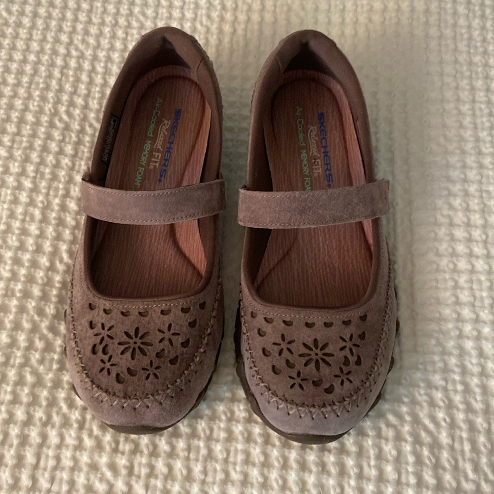Skechers relaxed fit/ air-cooled memory foam Mary Jane’s